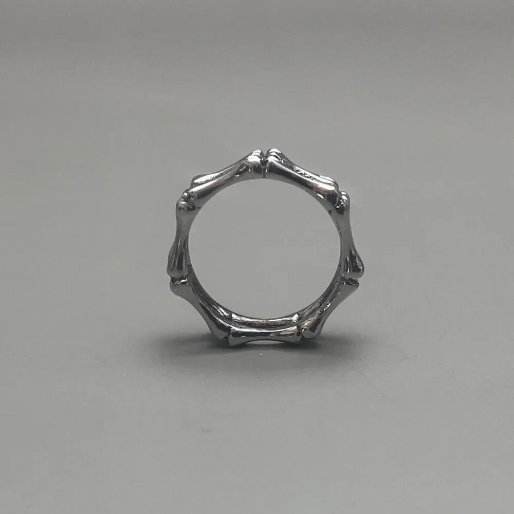 Y2K Vintage Silver Bone Wrap Ring – Size 8, Unisex, Brand New
